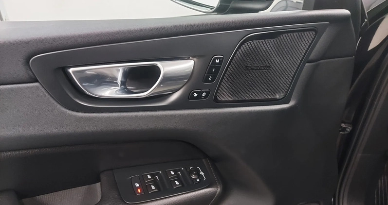 Volvo XC 60 cena 187900 przebieg: 32564, rok produkcji 2023 z Aleksandrów Łódzki małe 529